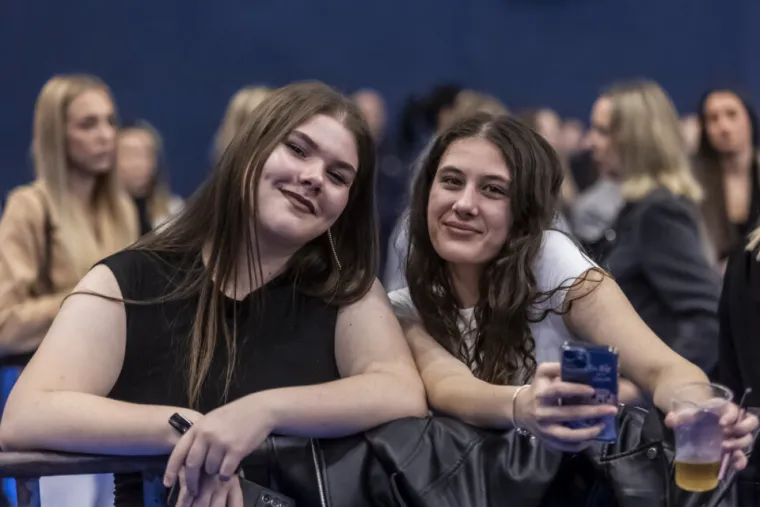 Beogradski bend priredio spektakl, no osječke djevojke ukrale show: Koncert kakav se rijetko viđa