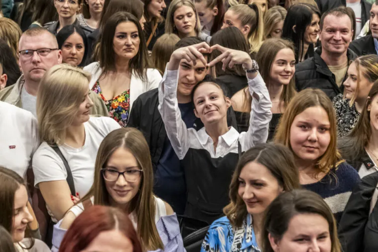 Beogradski bend priredio spektakl, no osječke djevojke ukrale show: Koncert kakav se rijetko viđa