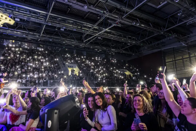 Beogradski bend priredio spektakl, no osječke djevojke ukrale show: Koncert kakav se rijetko viđa