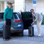 Jakić je došao s osmjehom na licu, a posebnu je pažnju privukao automobil s kojim je stigao. Radi se o prosječnom automobilu kakav gledamo svaki dan na našim cestama i čime je Jakić pokazao dašak svoje osobnosti i karaktera te da je skroman.