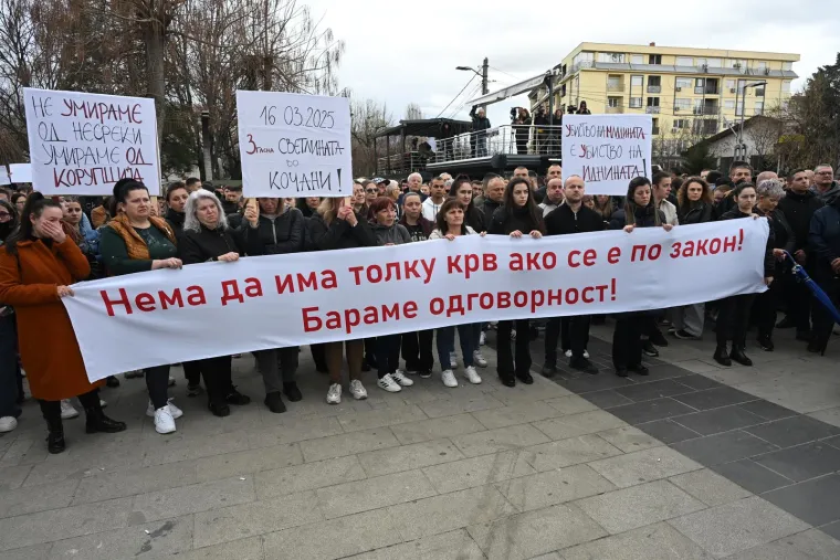Potresni prizori: Suze, plač, bol i tuga - tisuće na ulicama traže pravdu