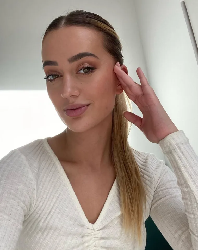 Sjećate se Lorene Farkač? Spojili je s rođakom Luke Modrića, a ona se zaljubila u Francuza i pokrenula biznis