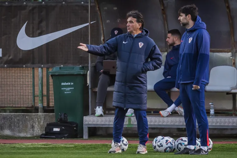 Duboke rasprave vodili su Dalić i Ćorluka