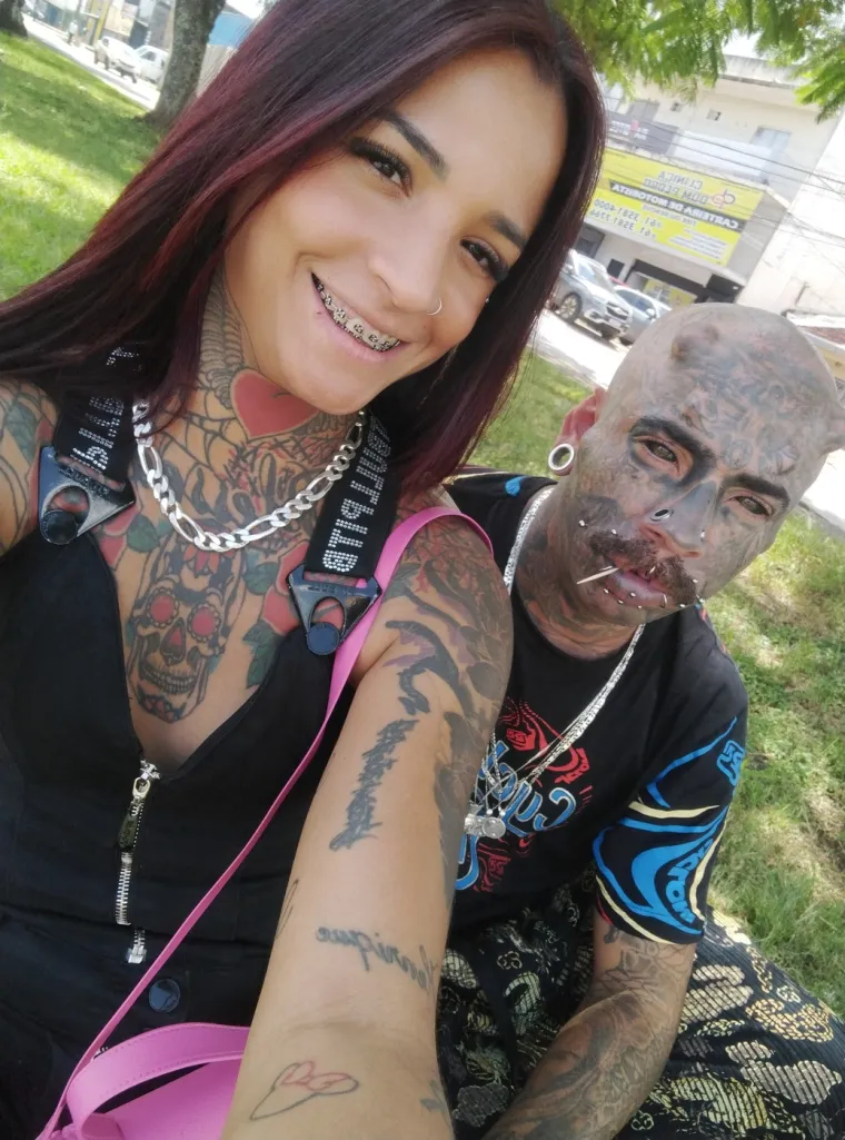 Ljudi ga nazivaju vragom, a ne znaju da iza tetovaža stoji otac kojem je obitelj sve na svijetu