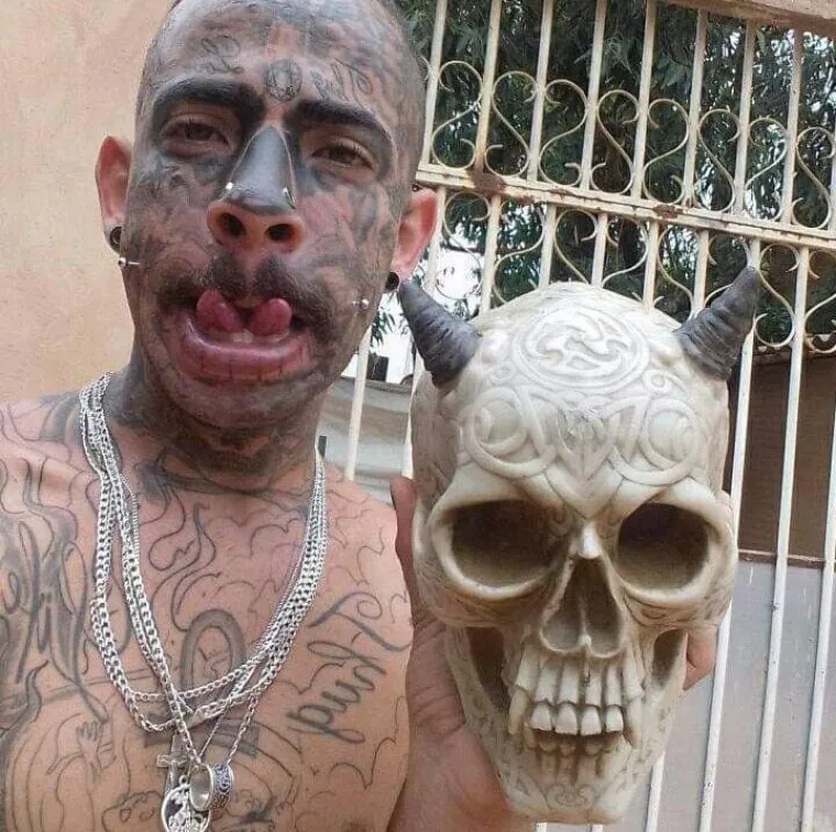 Ljudi ga nazivaju vragom, a ne znaju da iza tetovaža stoji otac kojem je obitelj sve na svijetu
