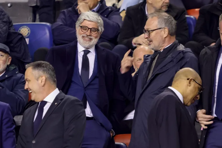 Tko se to ukazao na Poljudu: Kustić pored predsjednika UEFA-e, a pazite &scaron;to iza njih radi legenda Hajduka