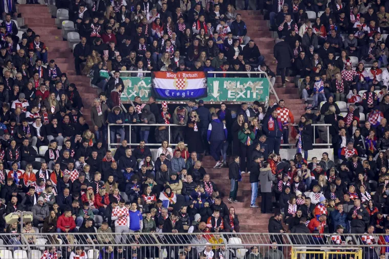 Tko se to ukazao na Poljudu: Kustić pored predsjednika UEFA-e, a pazite &scaron;to iza njih radi legenda Hajduka