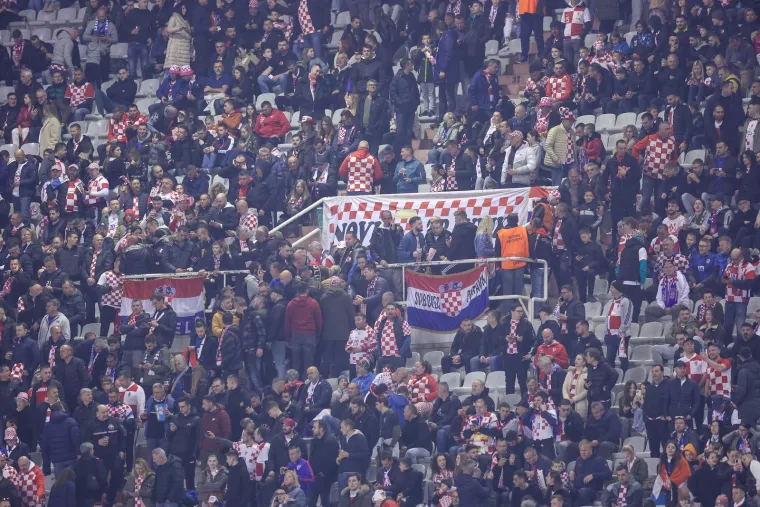 Tko se to ukazao na Poljudu: Kustić pored predsjednika UEFA-e, a pazite &scaron;to iza njih radi legenda Hajduka