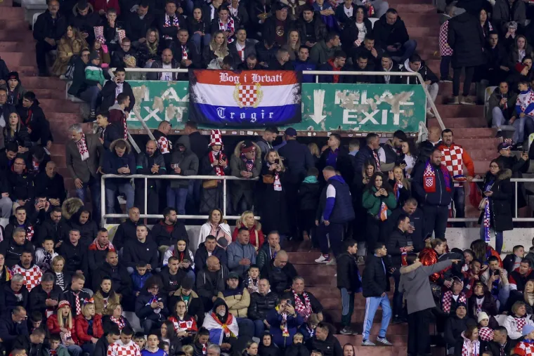 Tko se to ukazao na Poljudu: Kustić pored predsjednika UEFA-e, a pazite &scaron;to iza njih radi legenda Hajduka