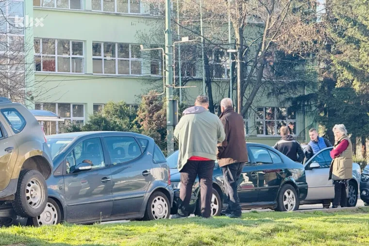 Lančani sudar čak 10 automobila! Ima ozlijeđenih, prizor je nevjerojatan