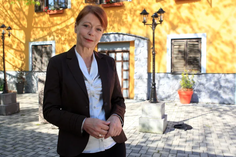 Glumicu Nedu Arnerić je njezin brat pronašao mrtvu u stanu u Beogradu prije pet godina.