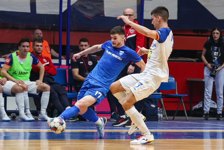 Boysi gađali igrače Torcide, malonogometaši Futsal Dinama povukli rijetko viđeni potez