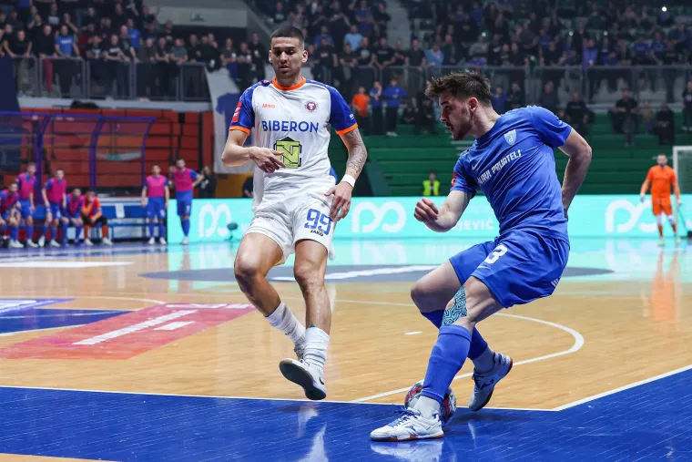 Boysi gađali igrače Torcide, malonogometaši Futsal Dinama povukli rijetko viđeni potez