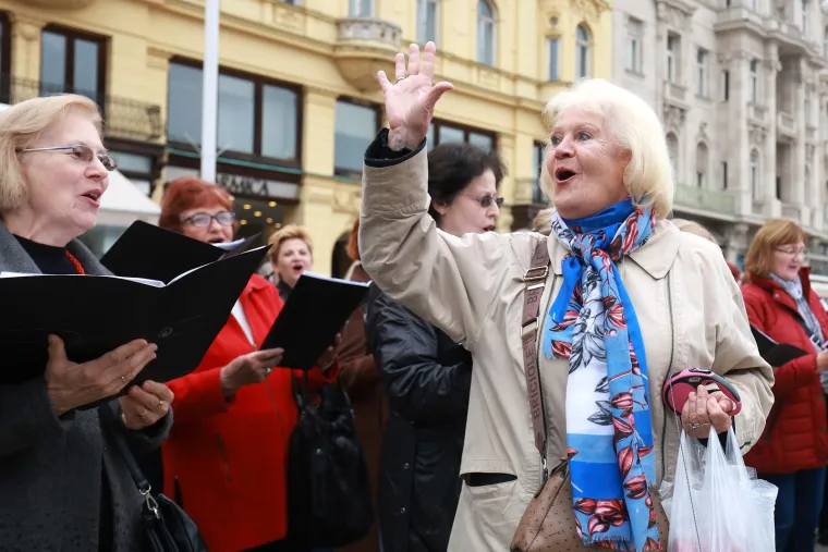 Privatni život donio joj je i ljubavne uspone i padove.