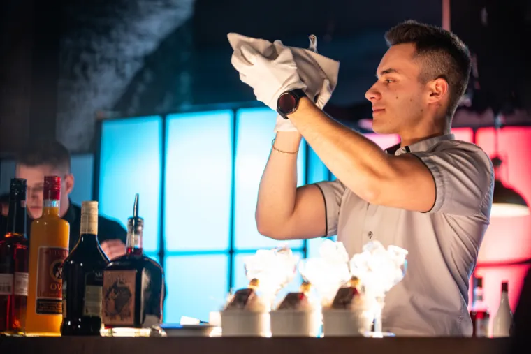 Cocktail Master: Najveći i najuzbudljiviji regionalni spektakl za barmene pratite na platformi Voyo