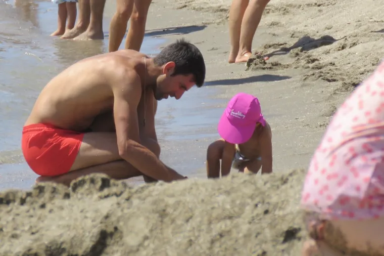 U Marbelli su mnoge pješčane plaže na kojim Novak uživa sa svojom obitelji.
