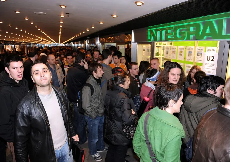 Ma kakva Aleksandra Prijović! Prije 16 godina satima se čekalo za rock glazbene legende