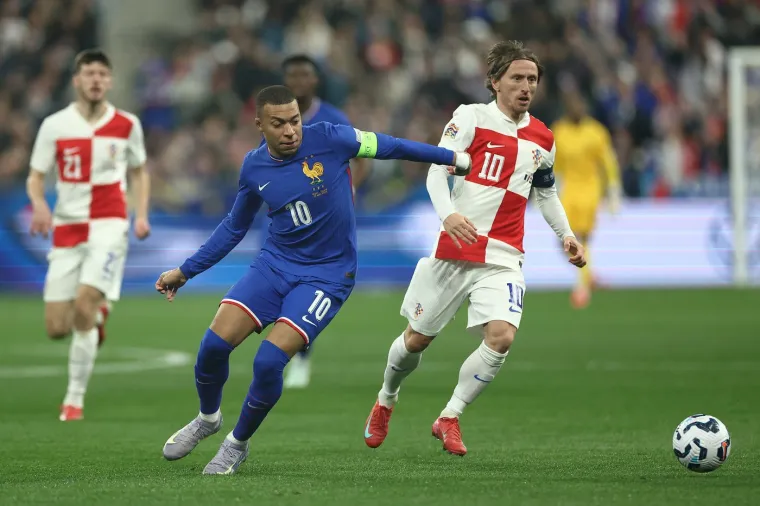 Modrić je jako često bio uz Kyliana i kvalitetno ga zatvarao