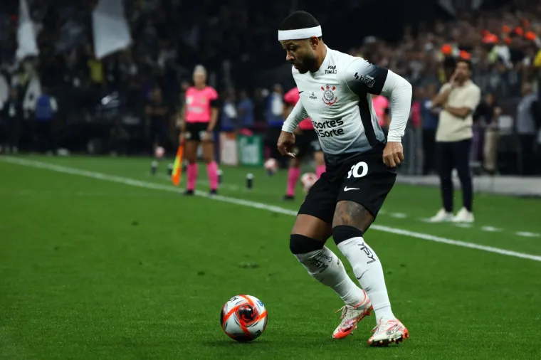 Depay je u karijeri igrao za PSV, Man United, Lyon, Barcelonu i Atletico Madrid