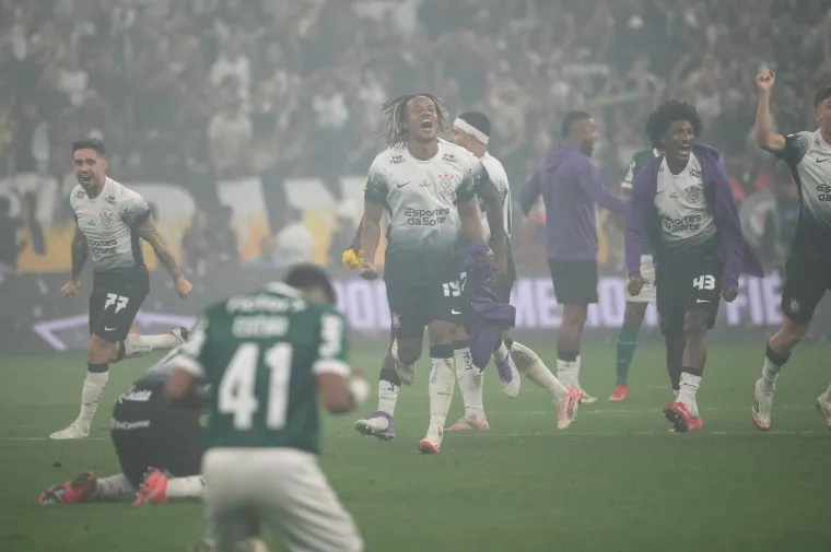 Nakon utakmice koja je trajala 110 minuta, slavlje domaćina je moglo početi.