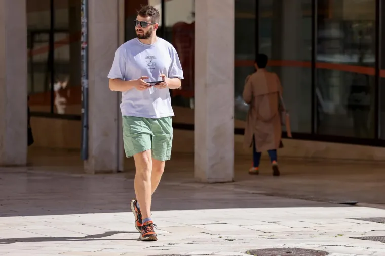 Nikada vi&scaron;e zgodnih djevojaka na jednom mjestu: Pogledajte kako se uživalo u hrvatskom gradu