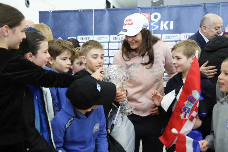 Zrinka je zaslužila bolje od ovoga: Pazite kako je Hrvatska dočekala najbolju slaloma&scaron;icu svijeta