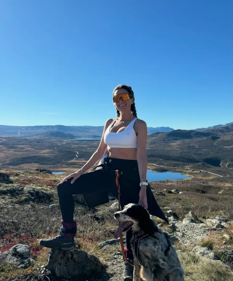 Rekla je i kako joj je žao zbog Victorije. ''Postojale su stra&scaron;ne priče o meni i stra&scaron;ne priče o Victoriji. Nikada nije bilo stra&scaron;nih priča o njemu. On je bio Golden Balls. On je bio čovjek. Tap&scaron;ali su ga po leđima. Ni&scaron;ta se nije promijenilo u njegovu životu, ali sve je bila Victorijina krivnja, moja krivnja. Svu krivicu prebacili su na nas'', rekla je Loos.