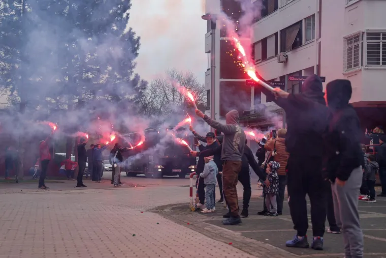 Svi su izašli ne bi li pozdravili svoju susjedu