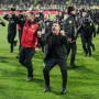 Njegovo tetaralno slavlje nije se svidjelo navijačima Fenerbahčea smatrajući ju prevelikom provokacijom.