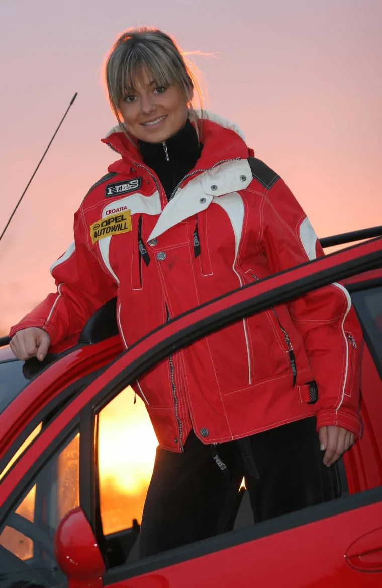 Od vrhunske klizačice do brižne majke troje djece: Idora Hegel danas slavi  42. rođendan