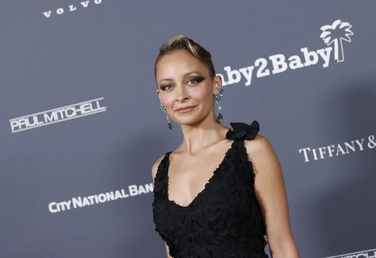 Od razmažene bogatašice i party djevojke do obiteljske žene: Kako danas izgleda Nicole Richie?