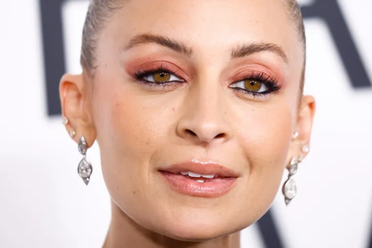 Od razmažene bogatašice i party djevojke do obiteljske žene: Kako danas izgleda Nicole Richie?