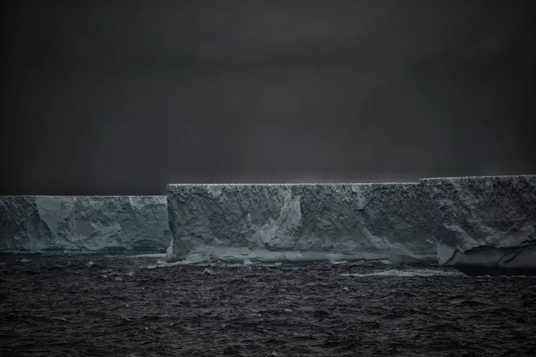 Grdosija putuje oceanom: Omela je brodove, sada prijeti pingvinima i cijelom planetu