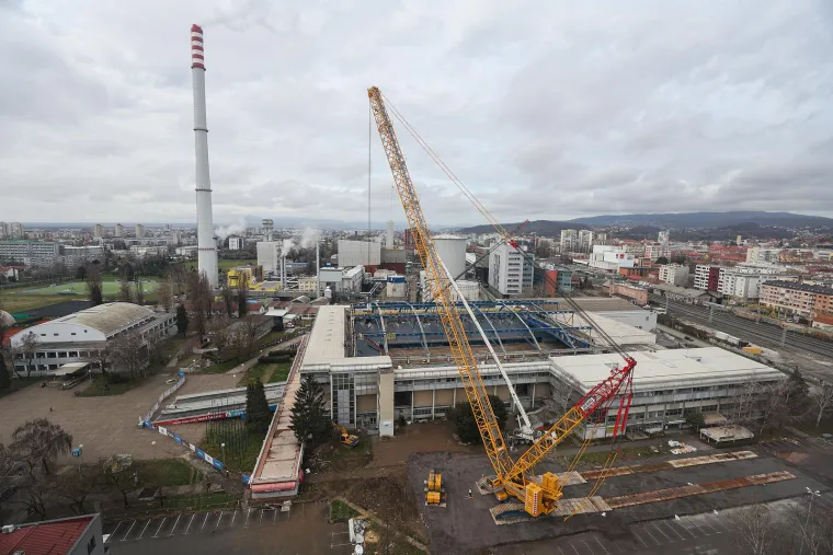 U ovoj fazi dom sportova izgleda neprepoznatljivo, a za godinu dana trebao bi zasjati punim sjajem