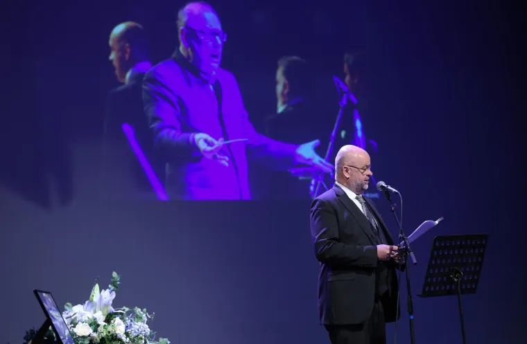 Tužni prizori na komemoraciji u čast Alfiju Kabilju: Okupile se brojne poznate osobe