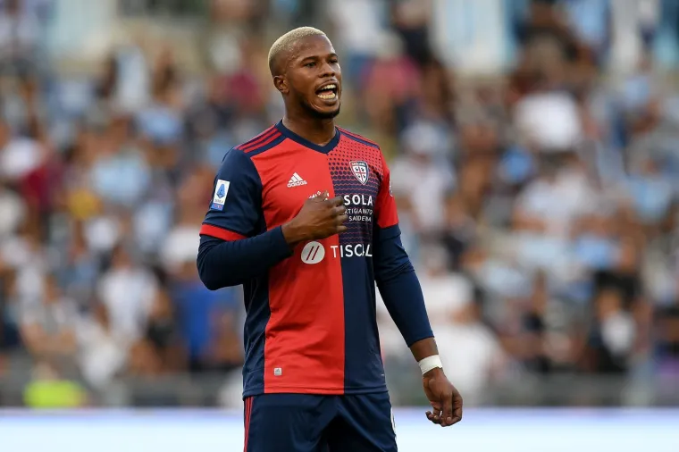 Keita Baldé dovodi se u vezu s Wandom. Mauro tvrdi da ga je s njim varala. 