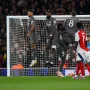 Declan Rice kao nitko u povijesti: Pogledajte dva slobodnjaka iz bajke za divljenje iz svih kuteva