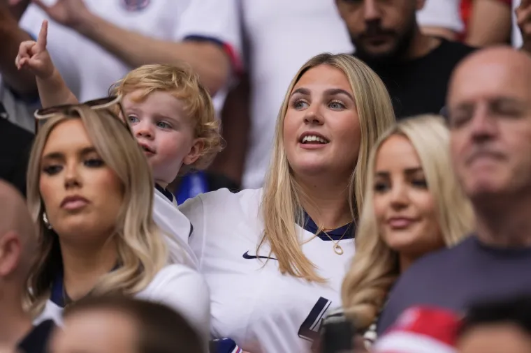 O djevojci zvijezde Arsenala pro&scaron;le godine pričali su svi. Vrijeđali su je zbog izgleda