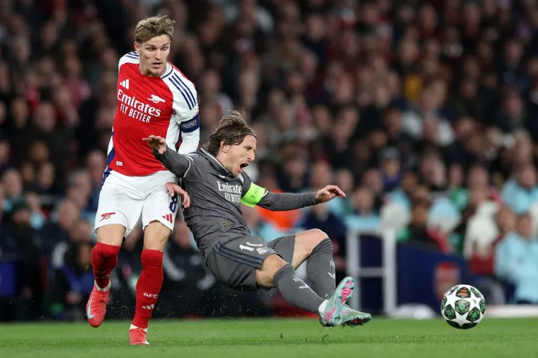 Ødegaard i Modrić ćesto su bili u dvoboju, ali Luka se nije bunio na odluke ovog suca