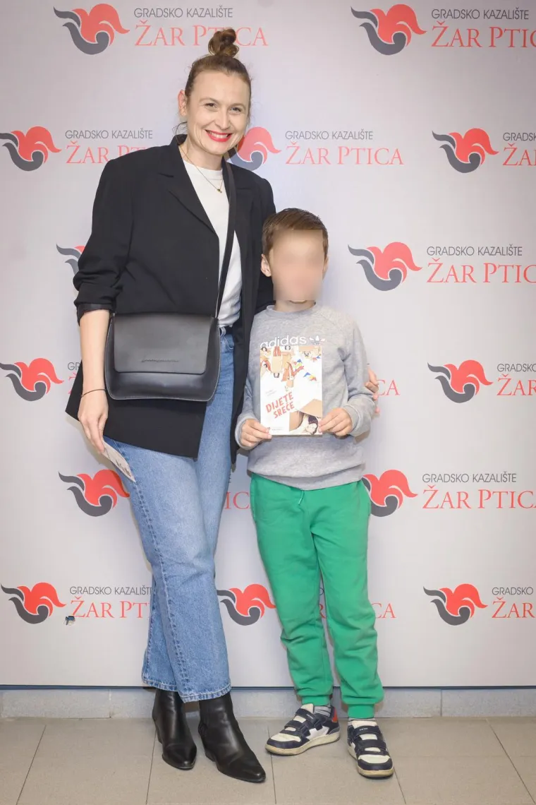 Premijera predstave &quot;Dijete srece&quot; Davida Collinsa u Žar ptici