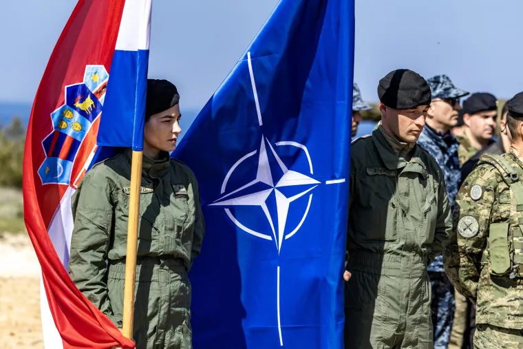 Hrvati ispalili raketu? Evo &scaron;to se događa...