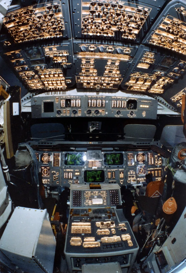  Nakon analize snimaka poslanih na Zemlju, inženjeri su zaključili da o&scaron;tećenje nije kritično za siguran povratak jer se nalazilo na područjima koja nisu izložena najvi&scaron;im temperaturama prilikom ulaska u atmosferu. Ipak, ovo je otkriće dovelo do kasnijih pobolj&scaron;anja sustava.