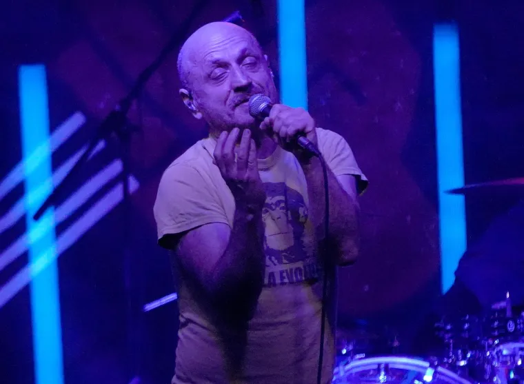 Skandal ne smeta show: Mile Kekin prije dva dana uhićen, sinoć pjevao kao da ništa nije bilo