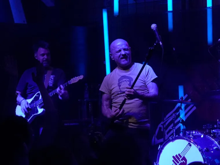 Skandal ne smeta show: Mile Kekin prije dva dana uhićen, sinoć pjevao kao da ni&scaron;ta nije bilo