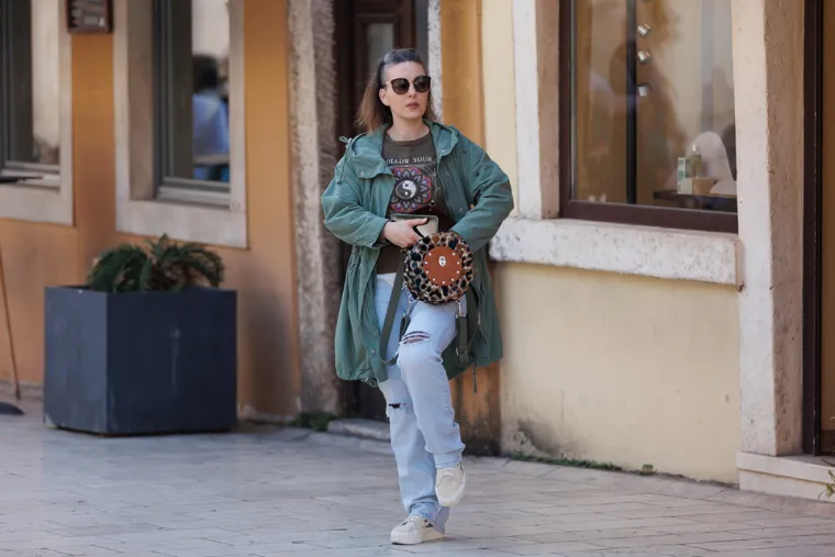 Zar nije malo prerano? Dama u centru Zadra se skinula u kupaći kostim: Svi je gledali u čudu, ali ona ne mari