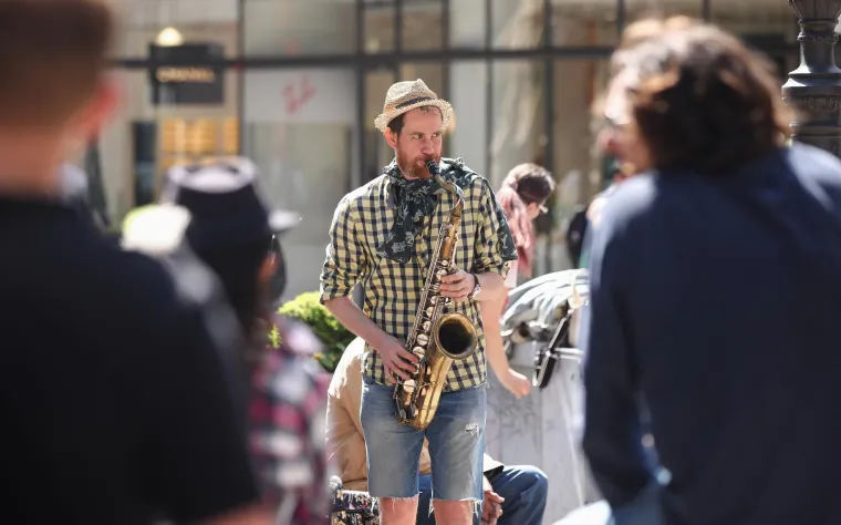 Lijepo vrijeme ovog vikenda izvelo ljude na ulice! Evo kako se zabavljaju