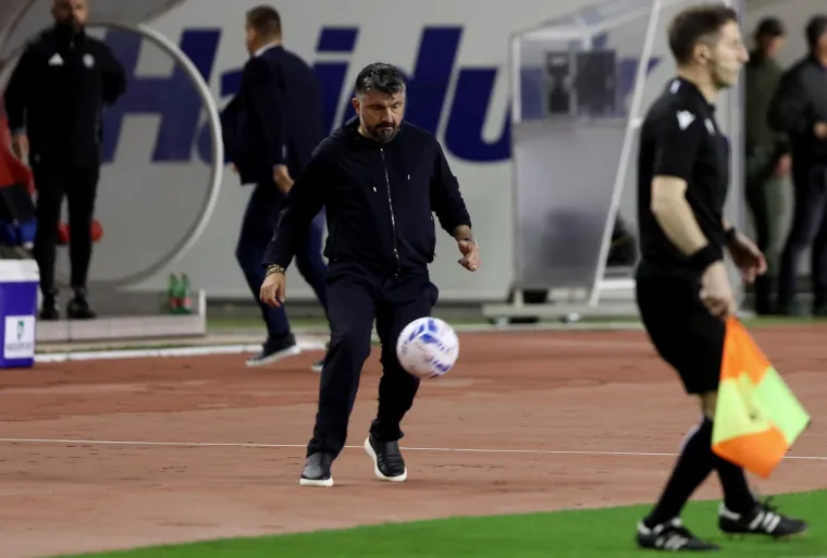 Gattuso je tehnicirao pokraj terena.