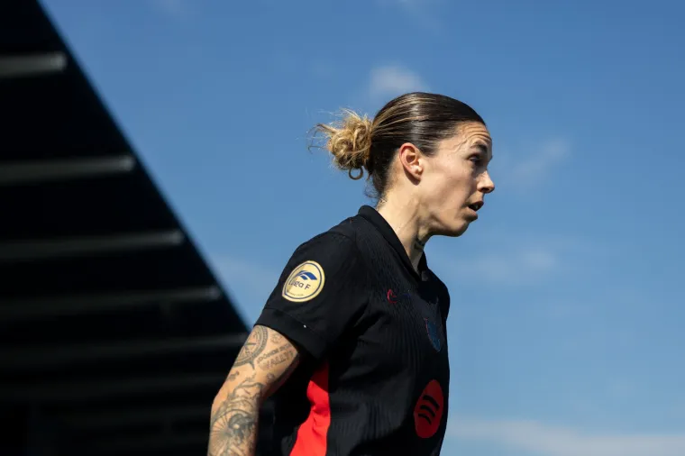 Nogometa&scaron;ica kažnjena jer je neprimjereno dirala protivnicu, stavila je ruku gdje nije smjela?