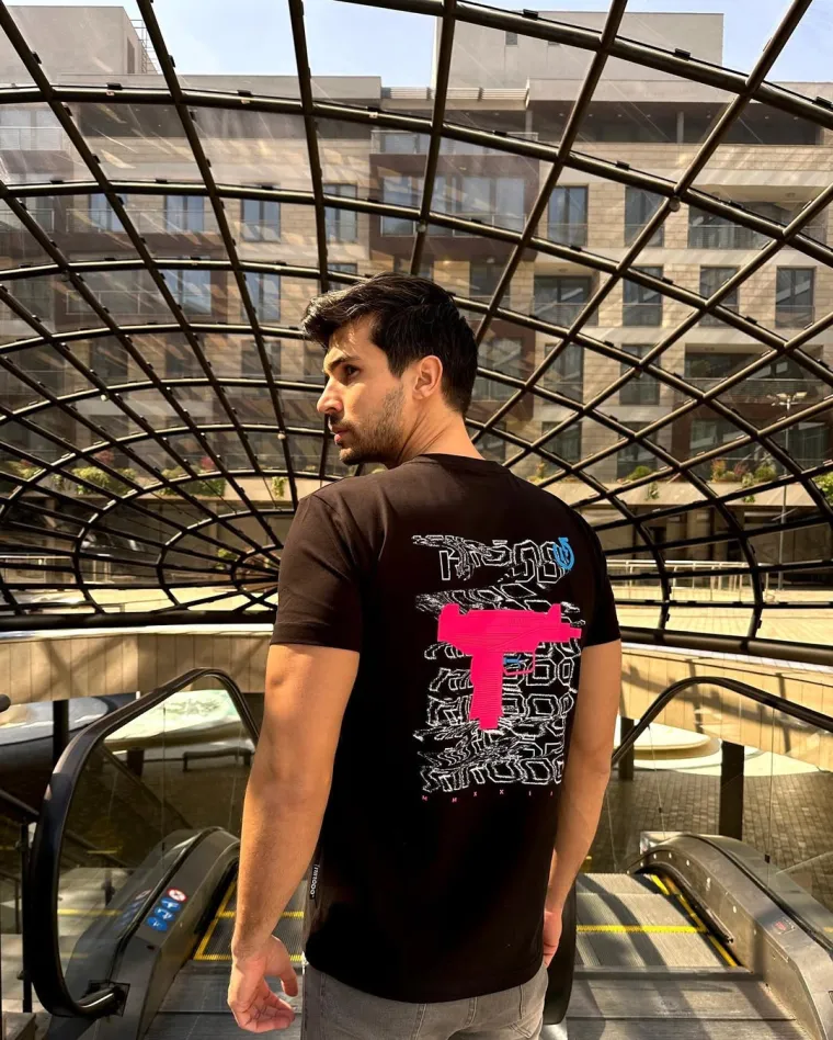 Milo&scaron; Mićović