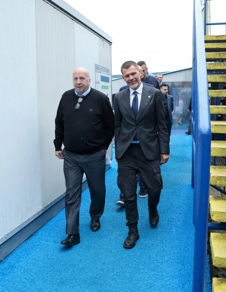 U pratnji Velimira Zajeca donio je vijest koja je odu&scaron;evila sve simpatizere Dinama.